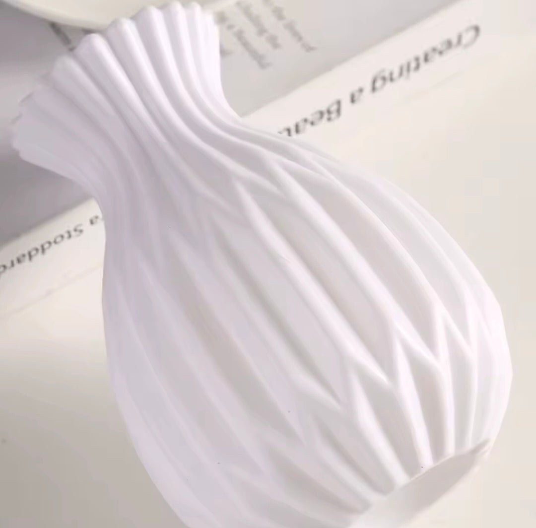 🌿 Florero Nórdico Minimalista 🌟 Imitación Cerámica en Plástico Elegante 🏡